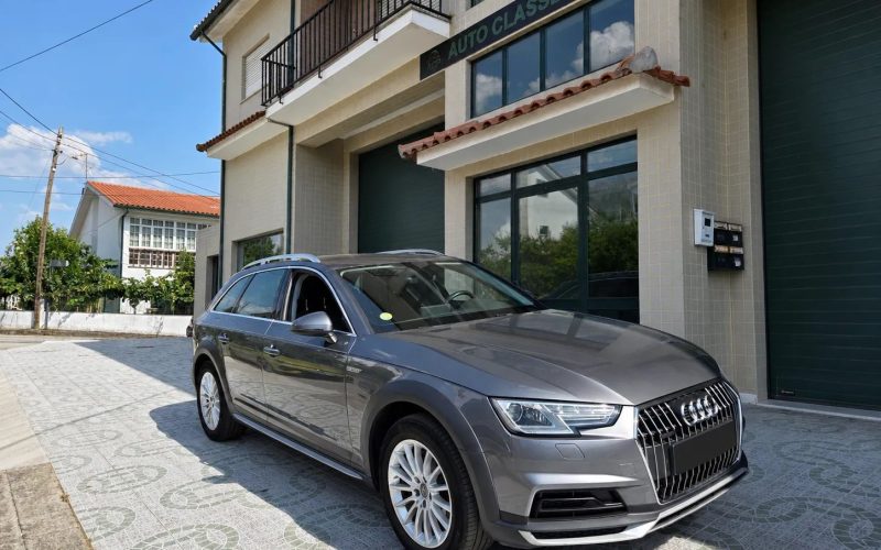 Audi A4 Allroad cinzento