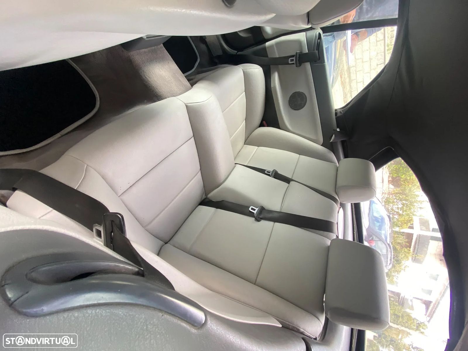 BMW 318 — foto 10 de 14