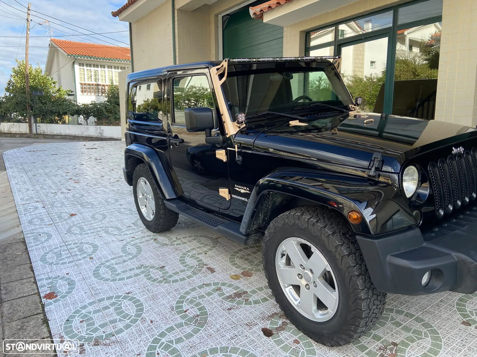 Jeep Wrangler — foto 3 de 12