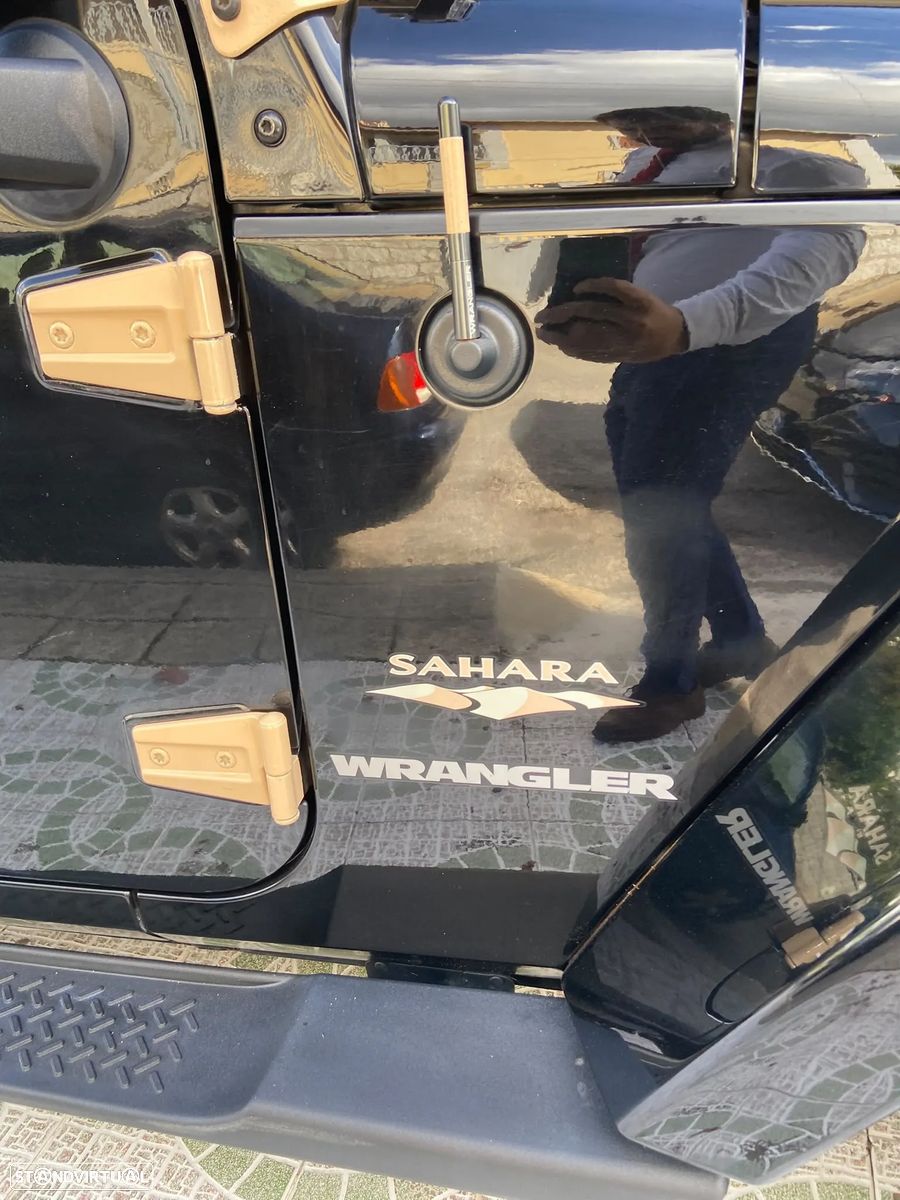 Jeep Wrangler — foto 12 de 12