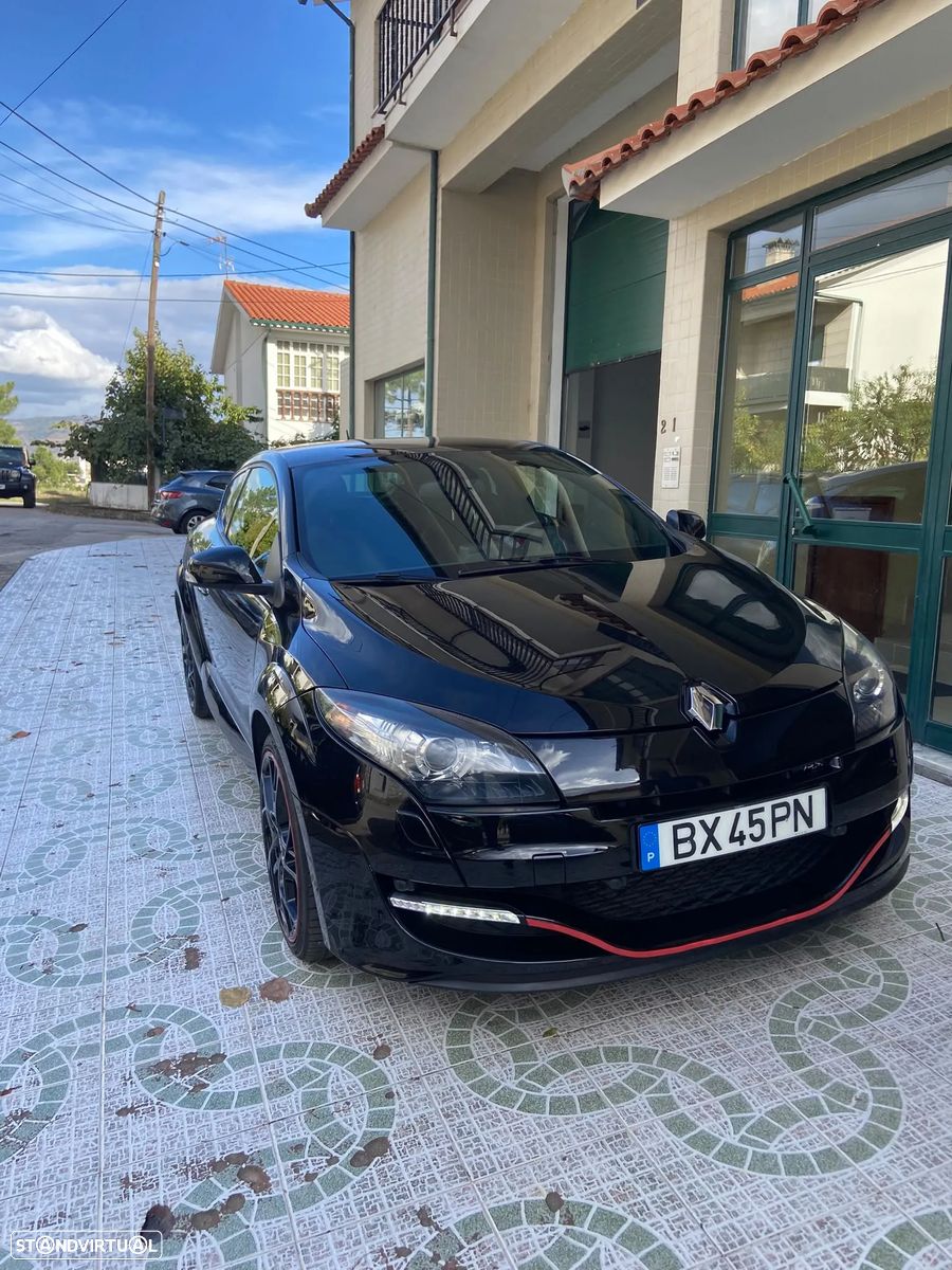 Renault Mégane Coupé — foto 1 de 12